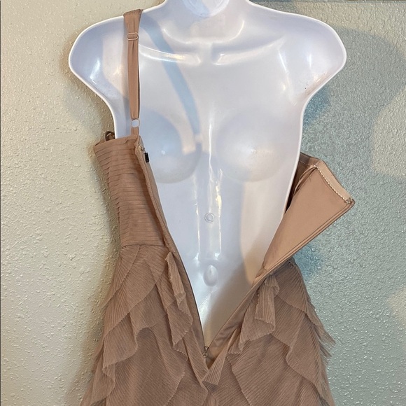 BCBGMaxAzria Ella One-Shoulder Bodycon Dress in Sepia - Picture 4 of 8